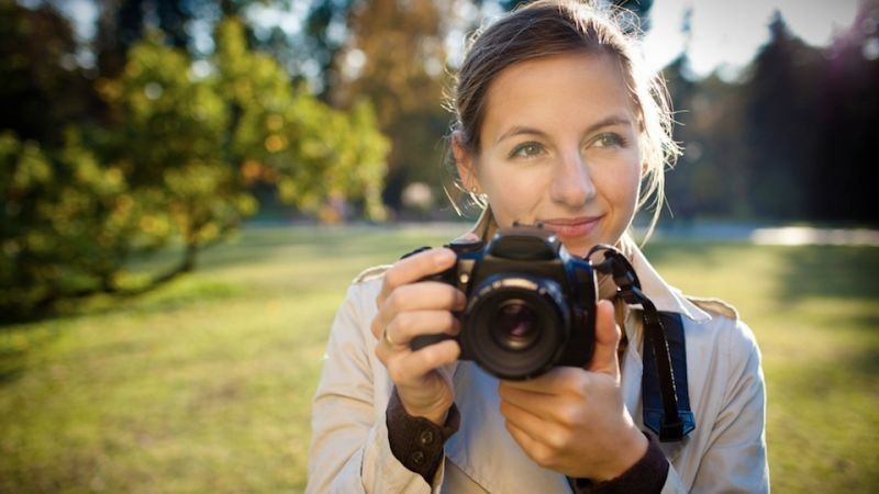 Если есть желание пойти на курсы обучения фотографии, то мы вам подскажем как это сделать